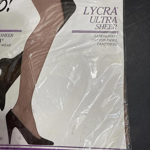 On The Go Hosiery Control Top Pantyhose Panty Hose Stockings Size 2 Nude New - Picture 10 of 11